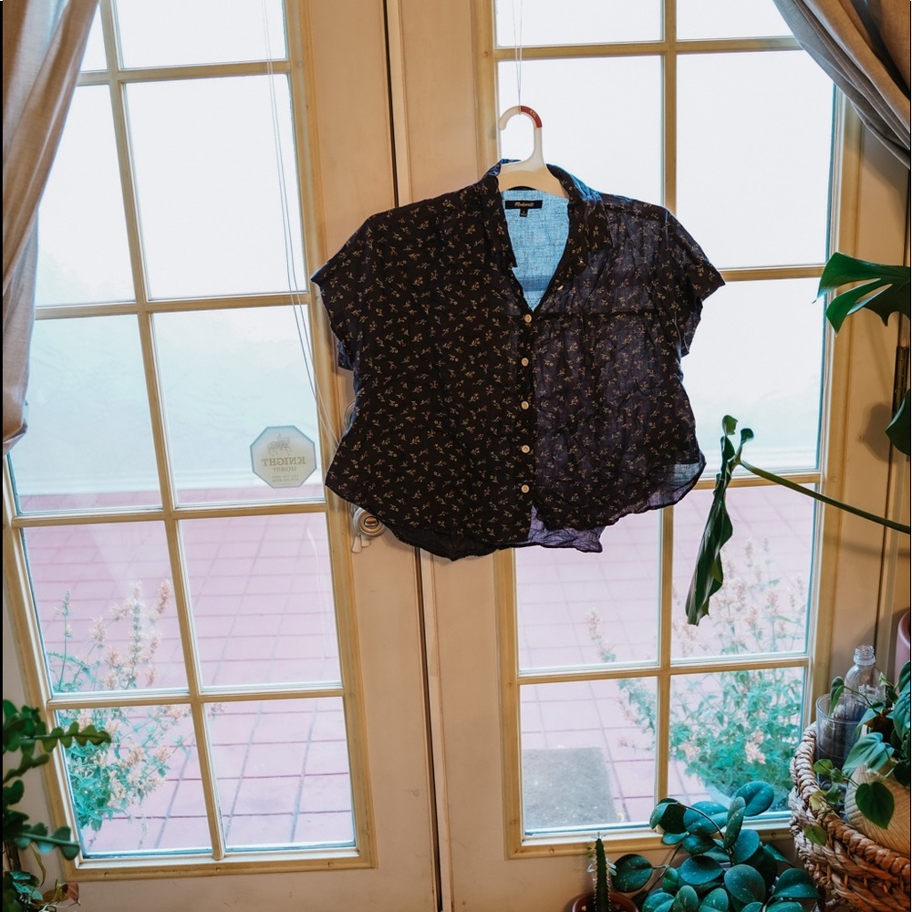 MADEWELL - Light floral crop button up